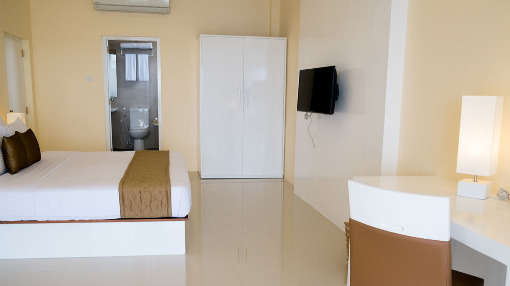 Hush Lagoon 30 Negombo Exterior photo